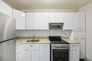 5757 N Sheridan Rd, Chicago, IL 60660 - Photo 12
