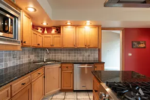 304 S Circle Dr, Palatine, IL 60067 - Photo 14
