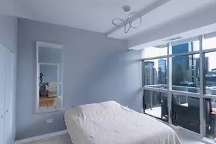 303 W Ohio St, Chicago, IL 60654 - Photo 8