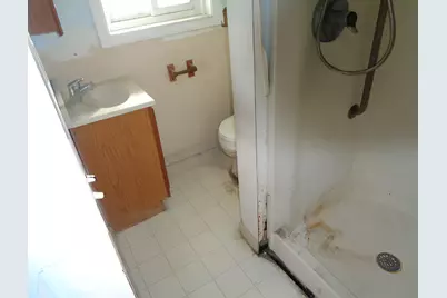106 W Second Street, Leaf River, IL 61047 - Photo 14