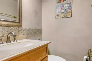 334 Plumwood Ct, Vernon Hills, IL 60061 - Photo 10