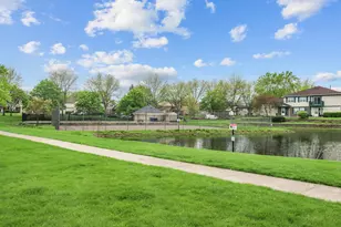334 Plumwood Ct, Vernon Hills, IL 60061 - Photo 22