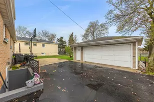 597 N West Ave, Elmhurst, IL 60126 - Photo 18