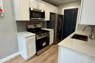 405 E Reed St, Braidwood, IL 60408 - Photo 2
