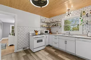 [Address not provided], Lake Zurich, IL 60047 - Photo 6