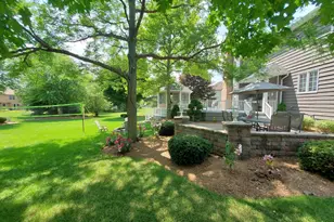 3621 Bunker Hill Dr, Algonquin, IL 60102 - Photo 4