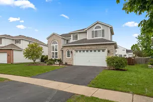 5370 Chancery Way, Lake in the Hills, IL 60156 - Photo 2