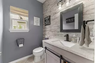 5370 Chancery Way, Lake in the Hills, IL 60156 - Photo 24