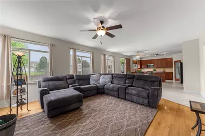 5370 Chancery Way, Lake in the Hills, IL 60156 - Photo 14