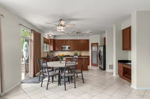 5370 Chancery Way, Lake in the Hills, IL 60156 - Photo 20