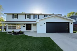 1504 Pfingsten Rd, Glenview, IL 60025 - Photo 2