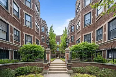 632 Sheridan Square #1, Evanston, IL 60202 - Photo 2