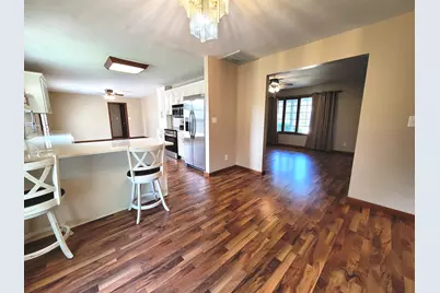 509 Willow Place, Salem, IL 62881 - Photo 4