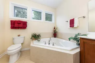 2701 W Walnut Ct, Woodridge, IL 60517 - Photo 14