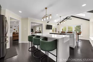 4042 Broadmoor Cir, Naperville, IL 60564 - Photo 2