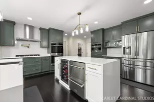 4042 Broadmoor Cir, Naperville, IL 60564 - Photo 4