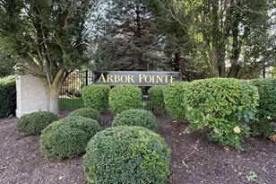 11911 Timber Edge Ln, Orland Park, IL 60467 - Photo 2