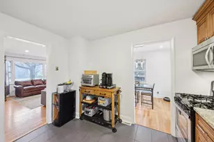 715 E Main St, Barrington, IL 60010 - Photo 8