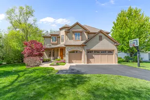 126 Millstone Rd, Deerfield, IL 60015 - Photo 1