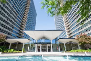 3550 N Lake Shore Dr, Chicago, IL 60657 - Photo 1