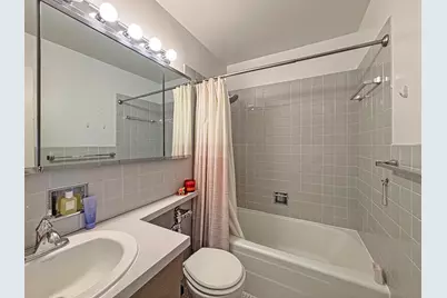 3550 N Lake Shore Drive #2123, Chicago, IL 60657 - Photo 8