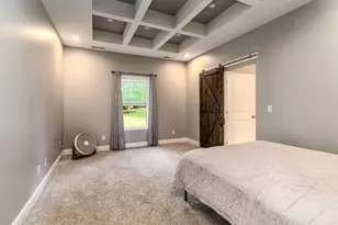1503 Champions Dr, Marion, IL 62959 - Photo 10
