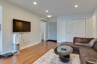 1215 N Waterman Avenue #2E, Arlington Heights, IL 60004 - Photo 6