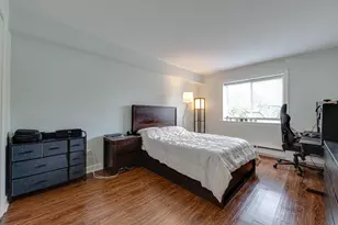 1215 N Waterman Ave, Arlington Heights, IL 60004 - Photo 14