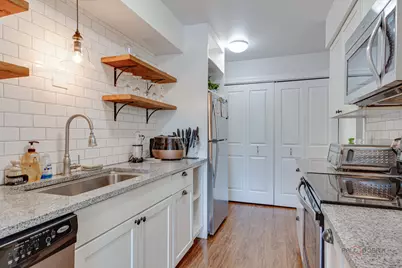 1215 N Waterman Avenue #2E, Arlington Heights, IL 60004 - Photo 10
