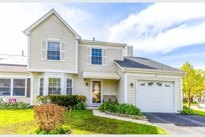 2 Sandhurst Road, Mundelein, IL 60060 - Photo 1