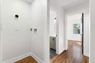 8742 S Washtenaw Ave, Evergreen Park, IL 60805 - Photo 10