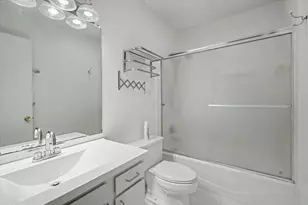 22 Fields E, Champaign, IL 61822 - Photo 18
