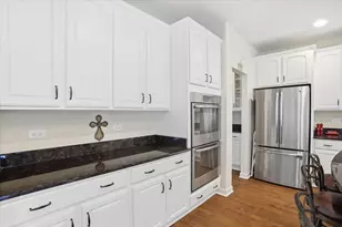 2240 Trailside Ln, Wauconda, IL 60084 - Photo 12