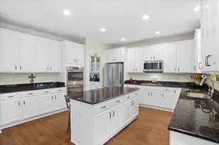 2240 Trailside Ln, Wauconda, IL 60084 - Photo 10