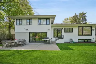 751 Woodridge Ln, Glencoe, IL 60022 - Photo 22