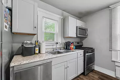 403 W Columbia Avenue, Champaign, IL 61820 - Photo 8