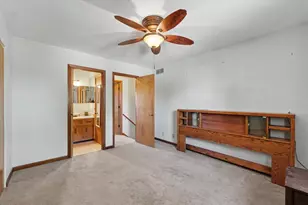 2123 E Mill Stone Rd, Decatur, IL 62526 - Photo 16