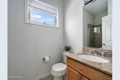 3027 N Racine Avenue #3, Chicago, IL 60657 - Photo 16