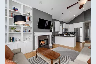 3027 N Racine Avenue #3, Chicago, IL 60657 - Photo 8