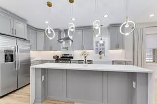 5218 W 55th St, Chicago, IL 60638 - Photo 12