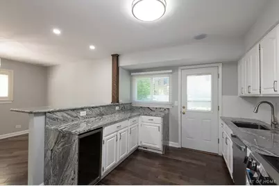 6425 Clark Drive, Woodridge, IL 60517 - Photo 12