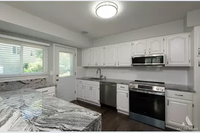 6425 Clark Drive, Woodridge, IL 60517 - Photo 14