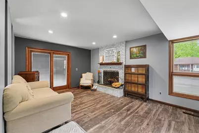 2005 Clover Court E, Champaign, IL 61821 - Photo 8