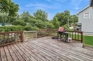 4 E Madison St, Villa Park, IL 60181 - Photo 20