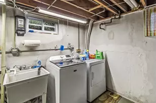 4 E Madison St, Villa Park, IL 60181 - Photo 18