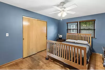 4 E Madison Street, Villa Park, IL 60181 - Photo 8