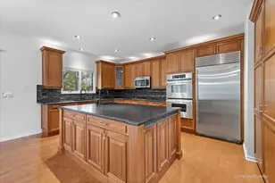 7645 Farrell Dr, Lakewood, IL 60014 - Photo 6