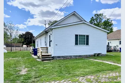 915 Chartres Street, Lasalle, IL 61301 - Photo 1