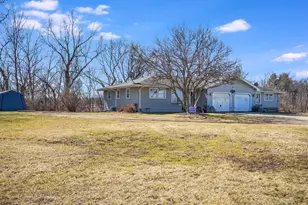 40w791 Big Timber Rd, Hampshire, IL 60140 - Photo 2