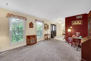 1940 Waverly Ln, Algonquin, IL 60102 - Photo 10